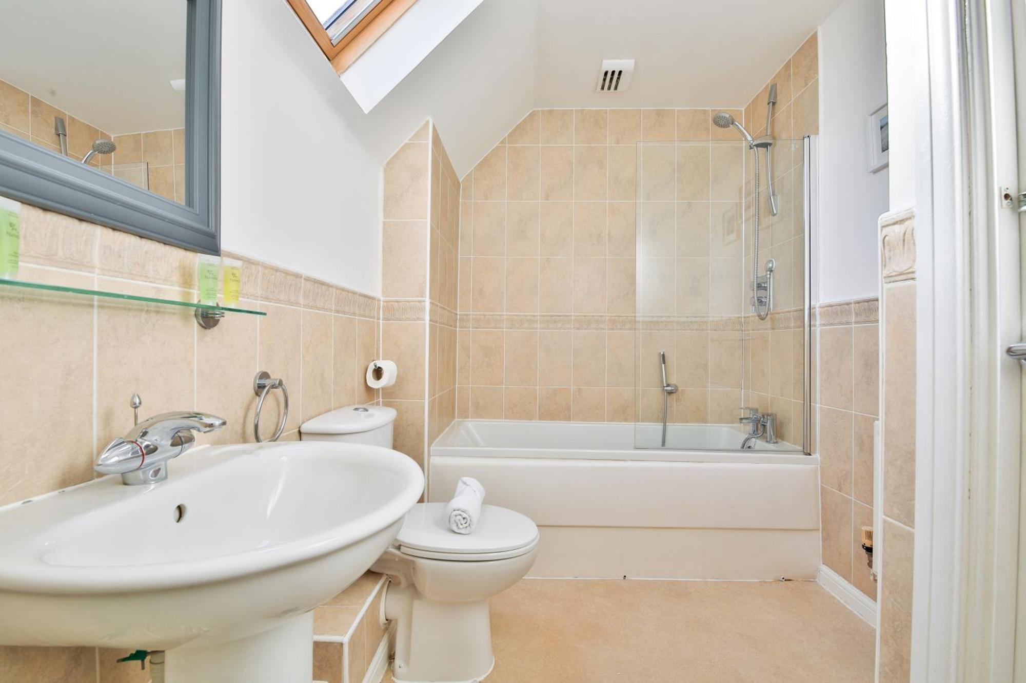Stayright 2 Bed Beach House With Private Parking- Next To Barry Beach And Jackson Bay Εξωτερικό φωτογραφία