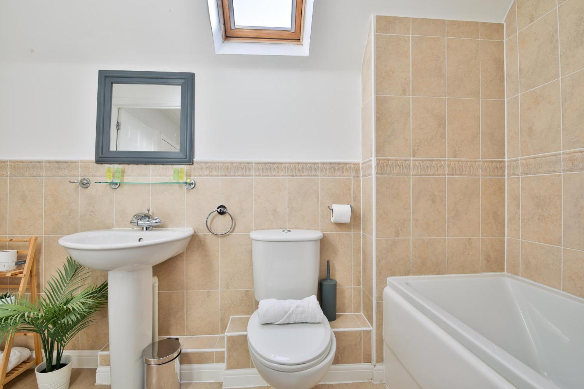 Stayright 2 Bed Beach House With Private Parking- Next To Barry Beach And Jackson Bay Εξωτερικό φωτογραφία