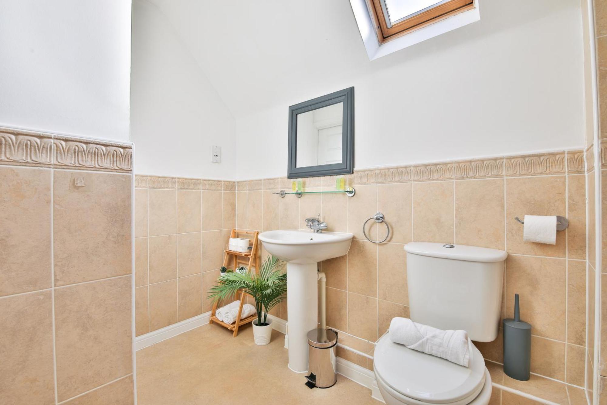 Stayright 2 Bed Beach House With Private Parking- Next To Barry Beach And Jackson Bay Εξωτερικό φωτογραφία